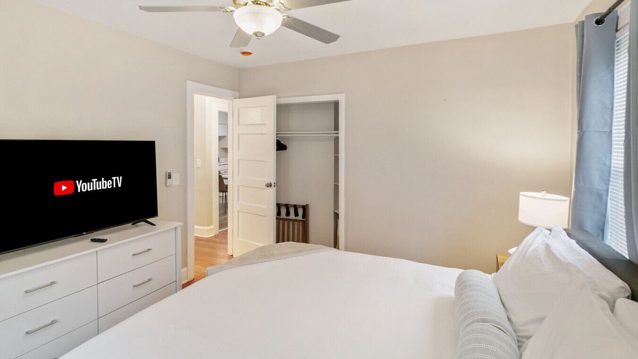 Photo of Bedroom in Highwood