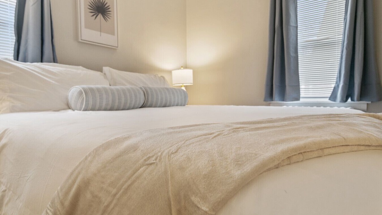 Photo of Bedroom in Highwood