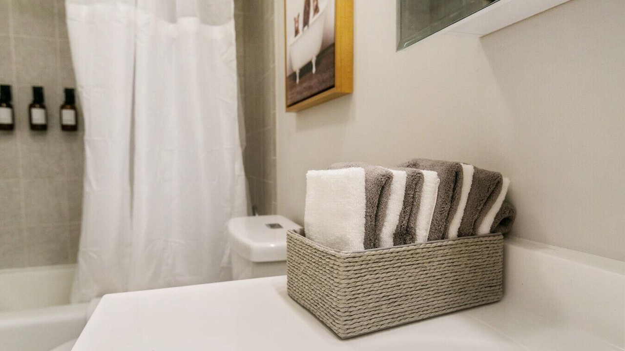 Photo of Bathroom in Highwood