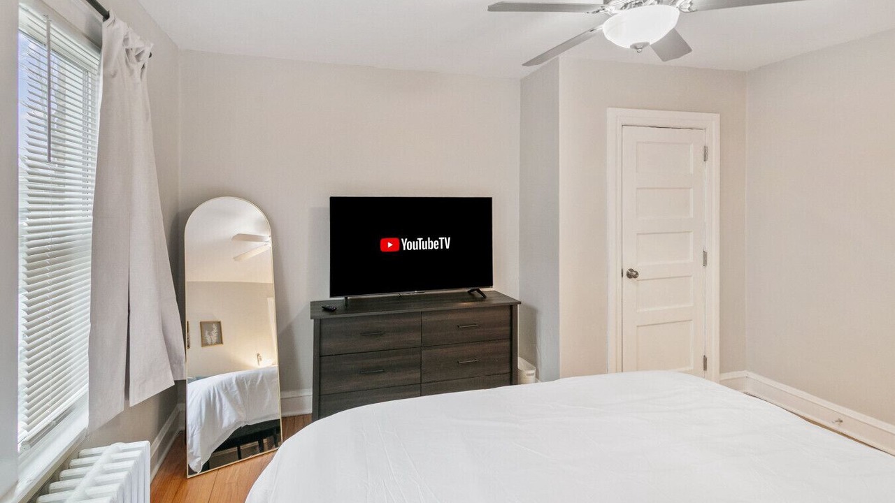 Photo of Bedroom in Highwood