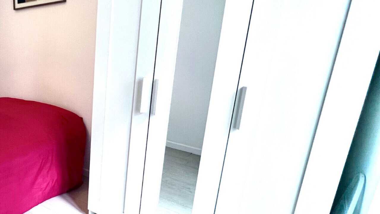 Photo of Bedroom in Hopital Saint-Louis
