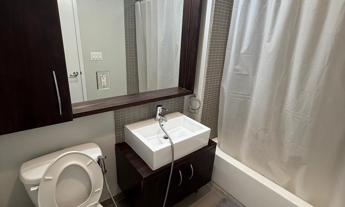 Photo of Bathroom in Cliffside Park
