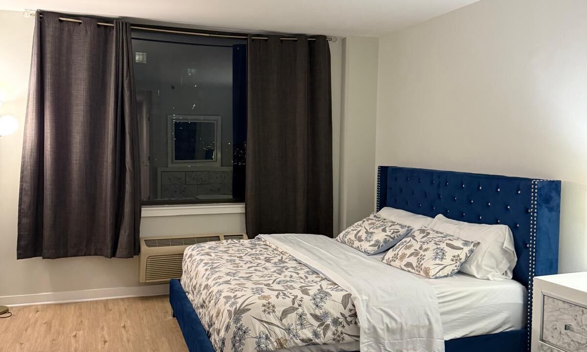 Photo of Bedroom in Cliffside Park