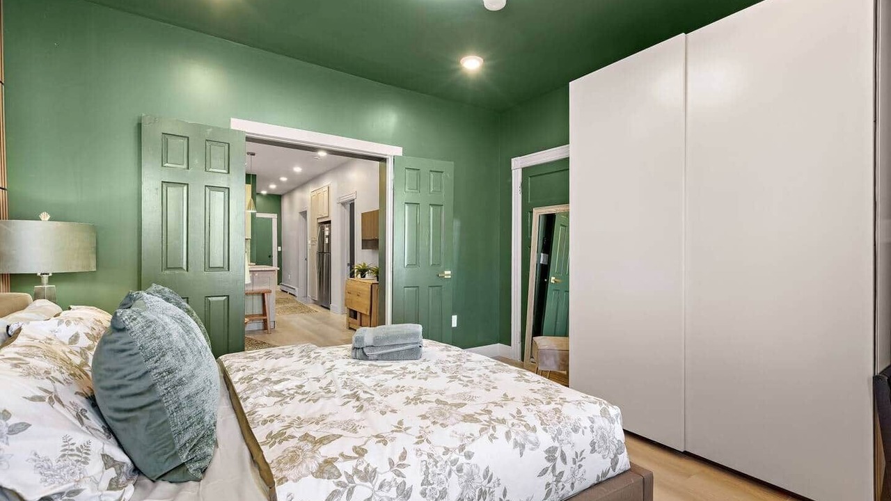 Photo of Bedroom in Hackensack River Waterfront