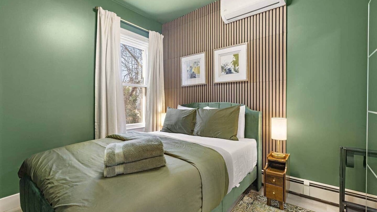 Photo of Bedroom in Hackensack River Waterfront
