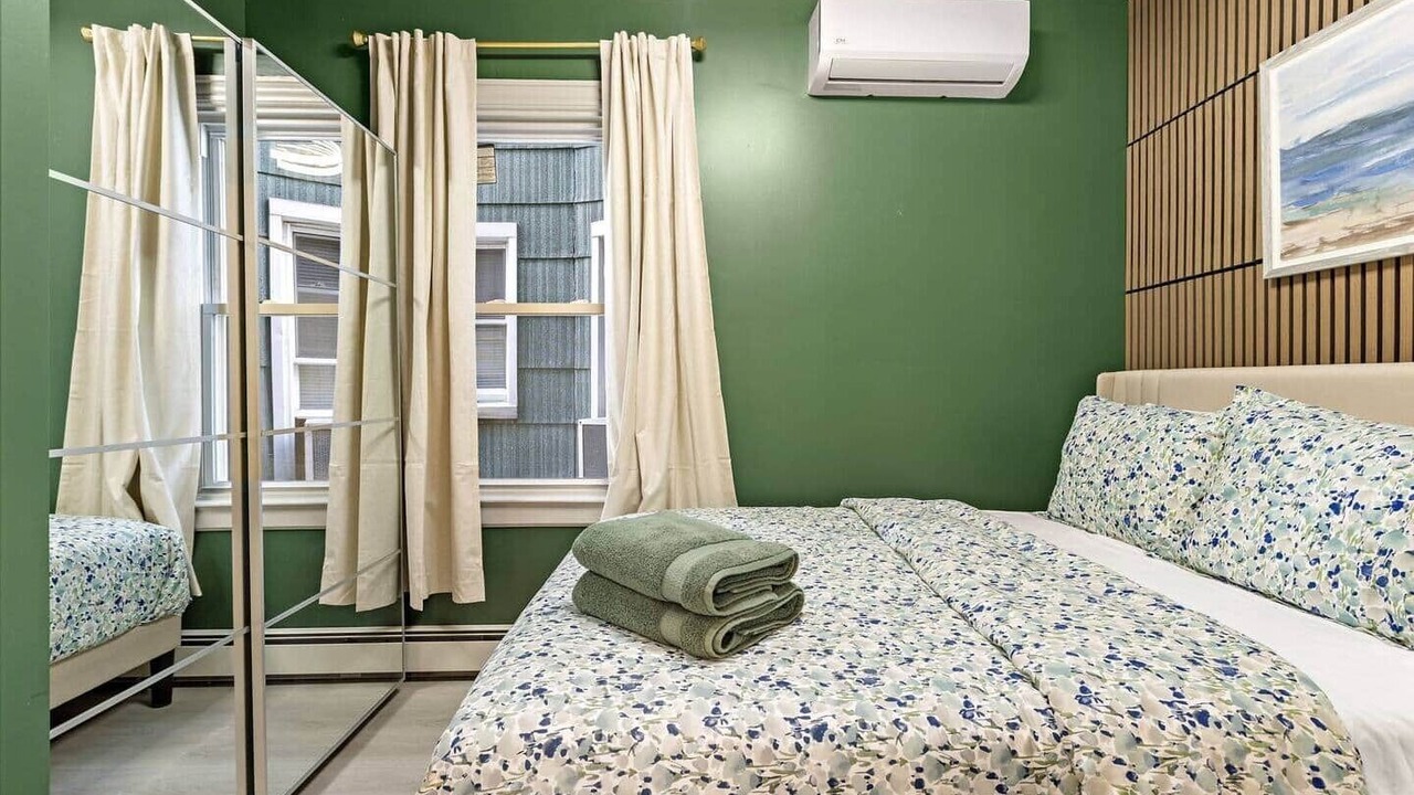 Photo of Bedroom in Hackensack River Waterfront