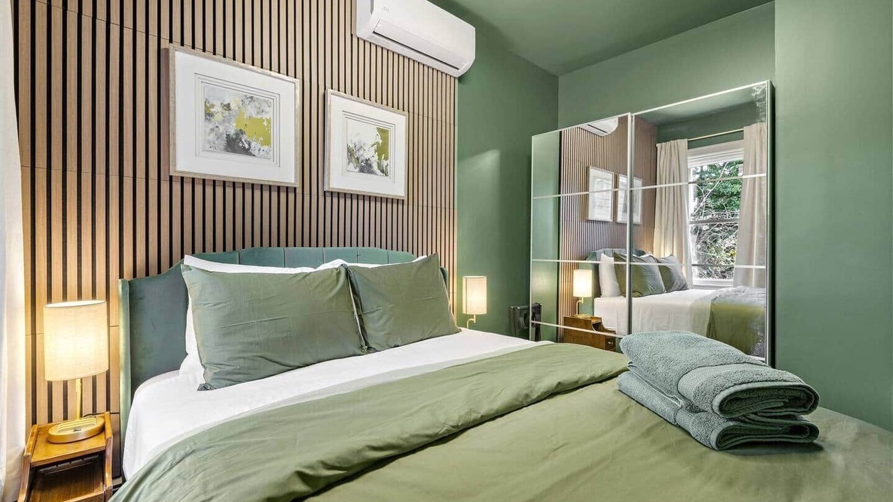 Photo of Bedroom in Hackensack River Waterfront