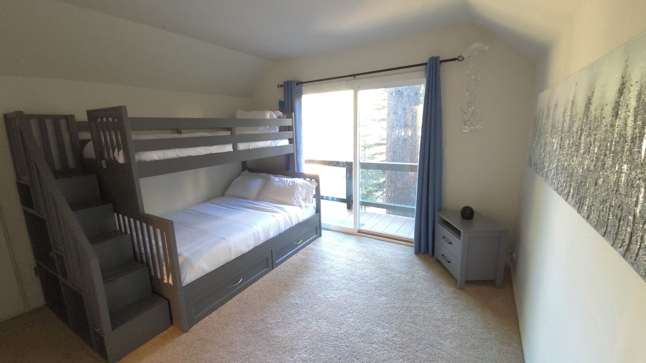 Photo of Bedroom in Tahoe Pines