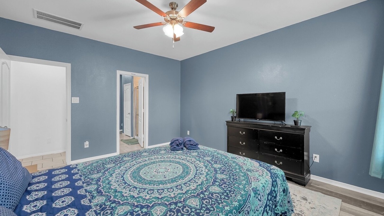 Photo of Bedroom in Porter