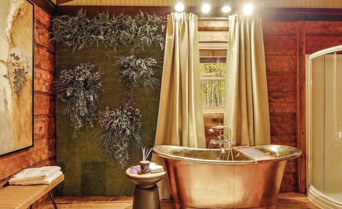 Photo of Bathroom in Beech Mountain
