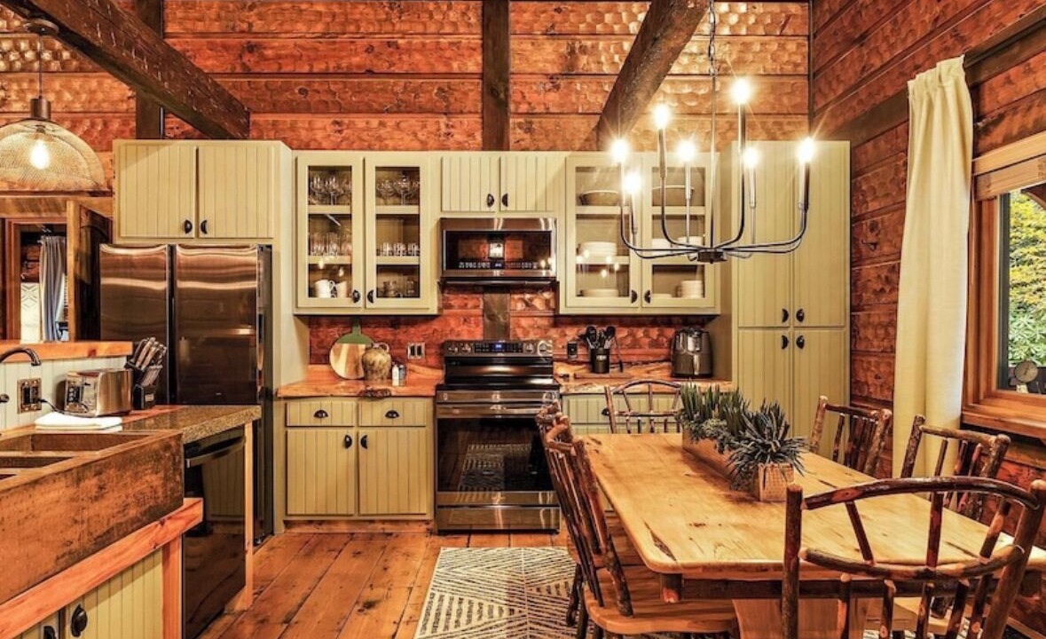 Photo of Kitchen in Beech Mountain