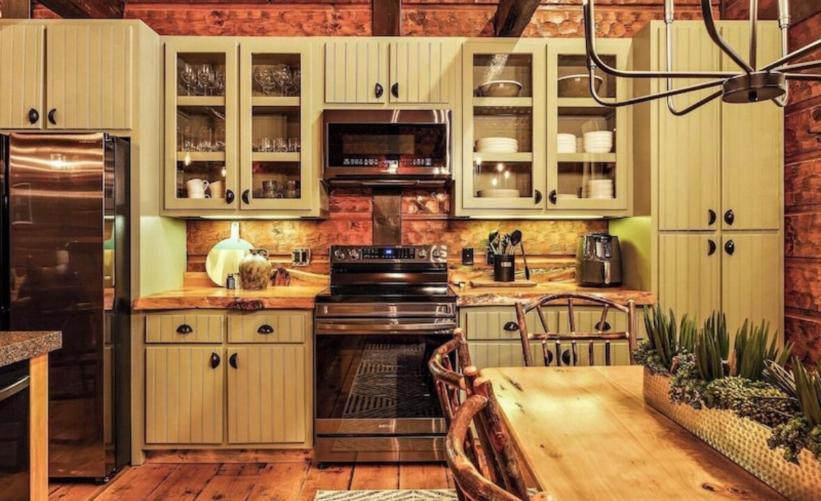 Photo of Kitchen in Beech Mountain