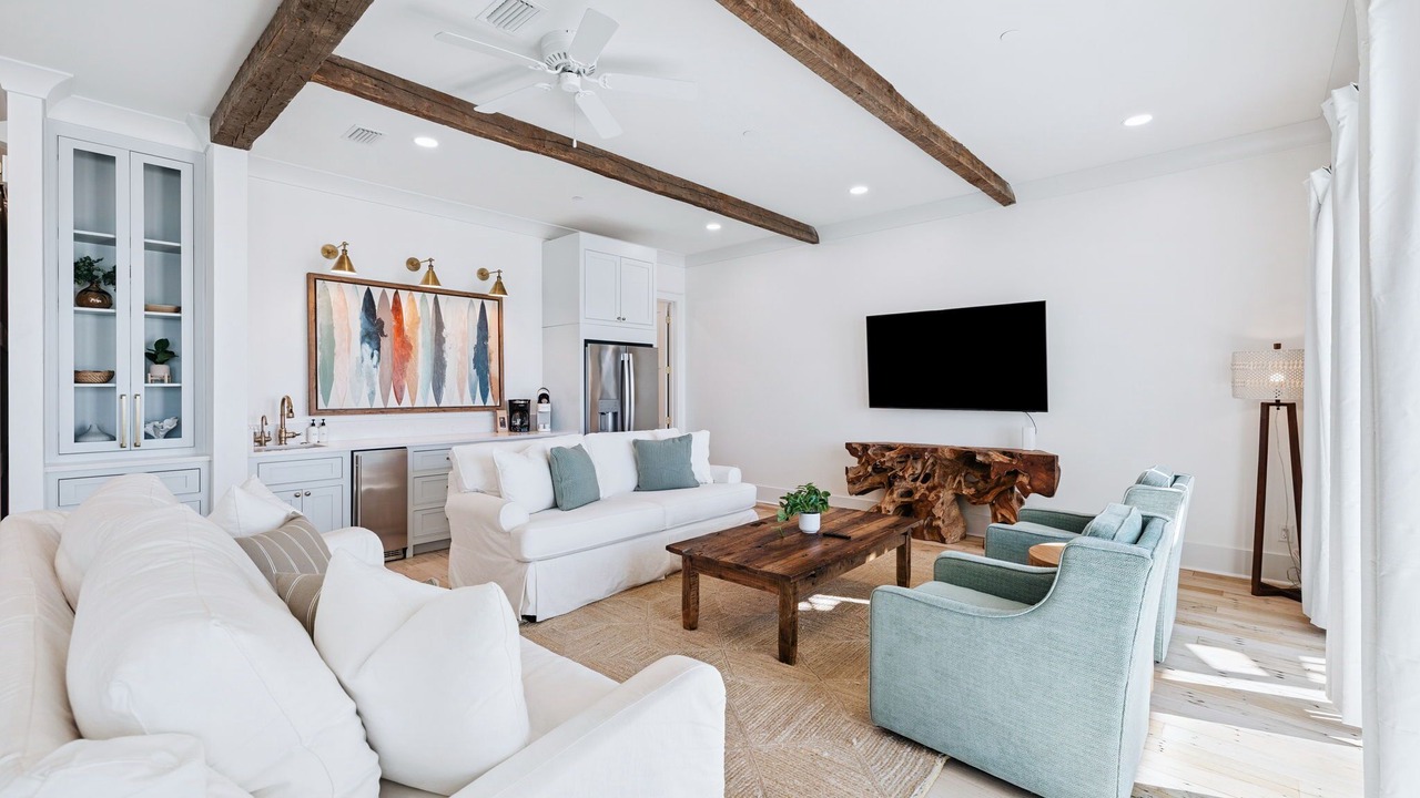 Photo of Others in Biltmore Beach