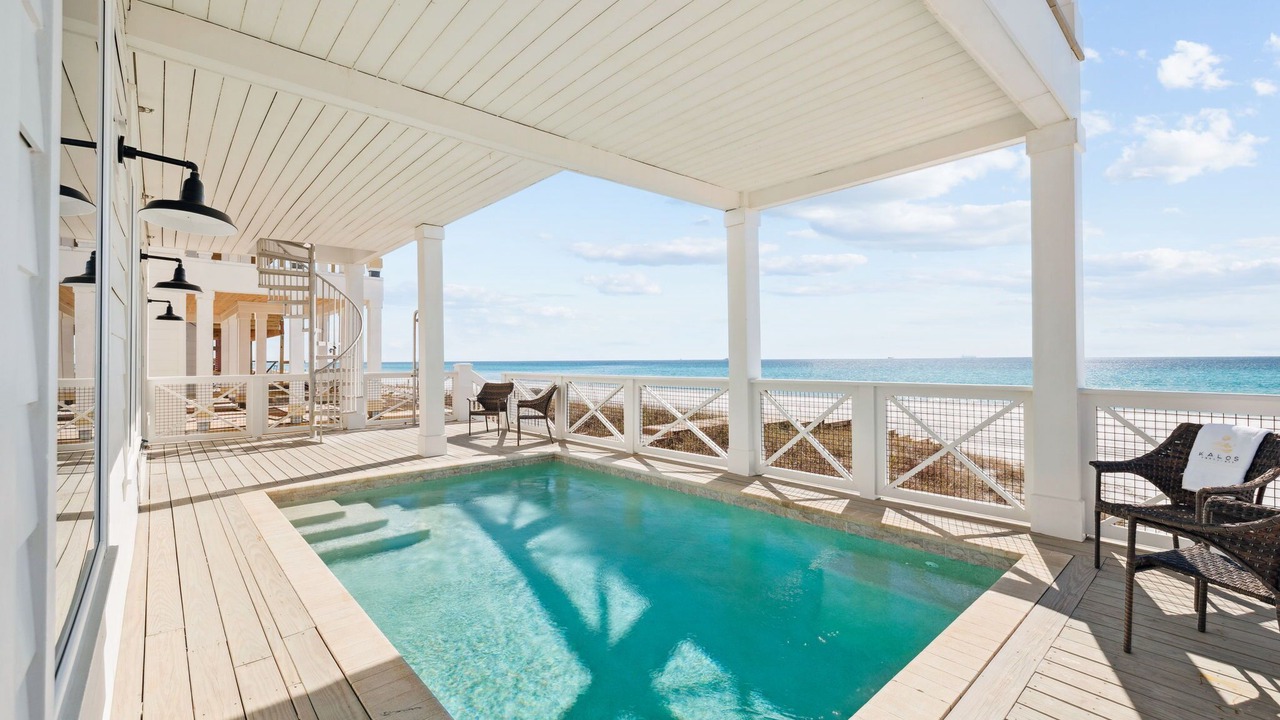 Photo of Outdoor in Biltmore Beach