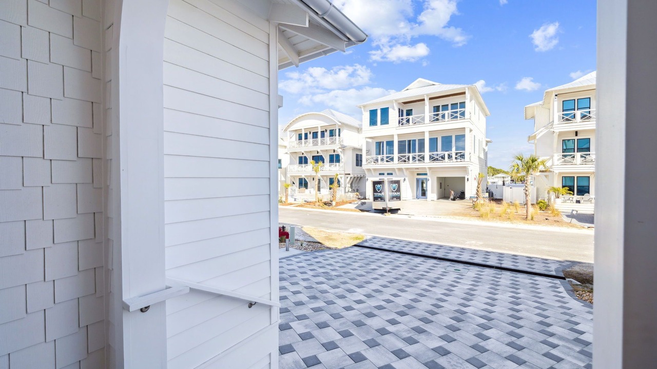 Photo of Others in Biltmore Beach