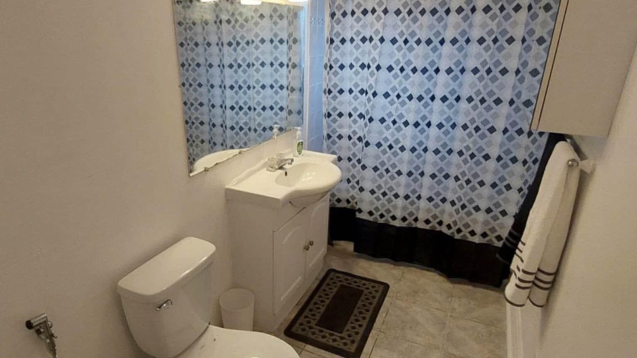 Photo of Bathroom in Laval