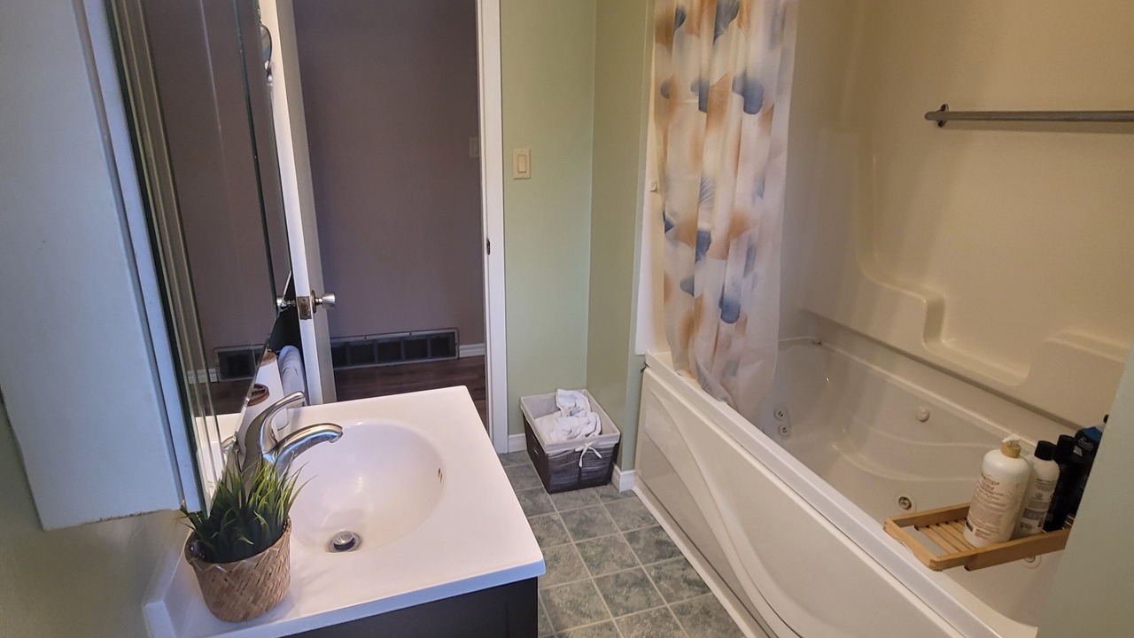Photo of Bathroom in Chatham-Kent