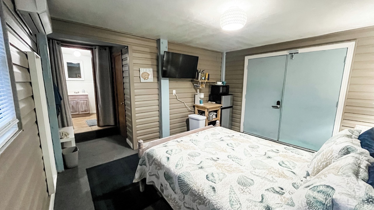 Photo of Bedroom in Colington Harbour