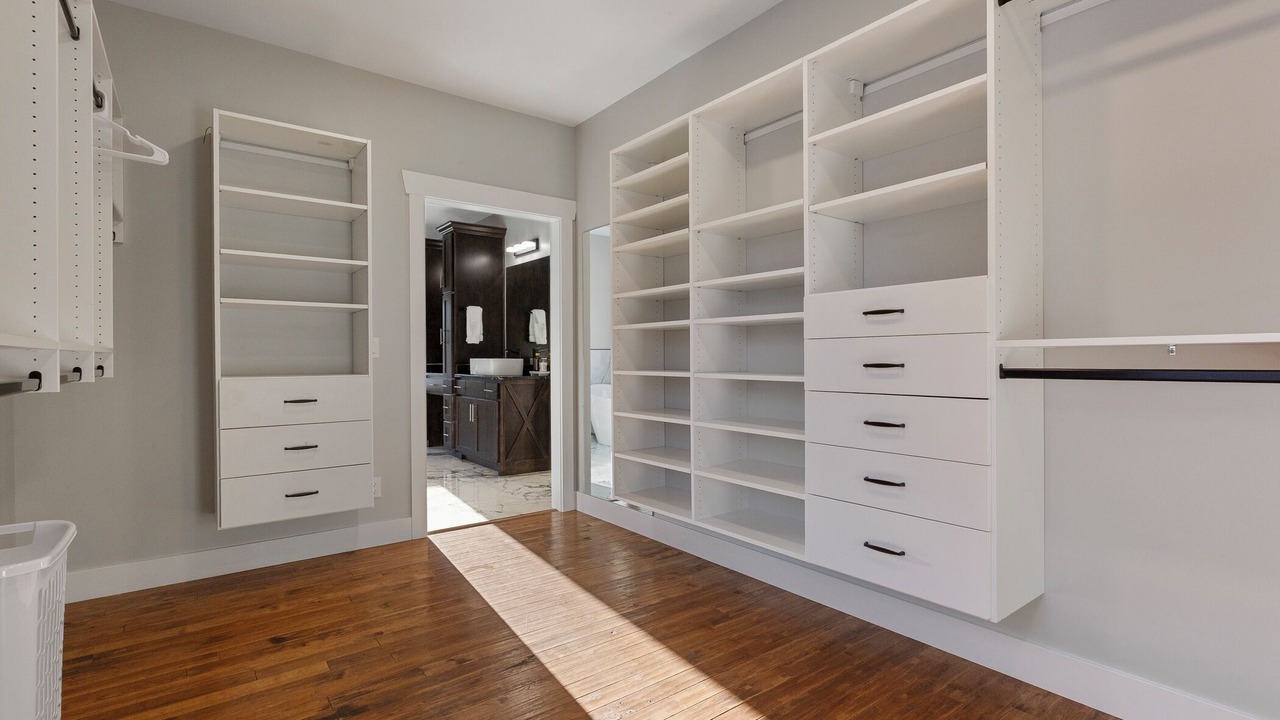 Photo of Others in Bardstown