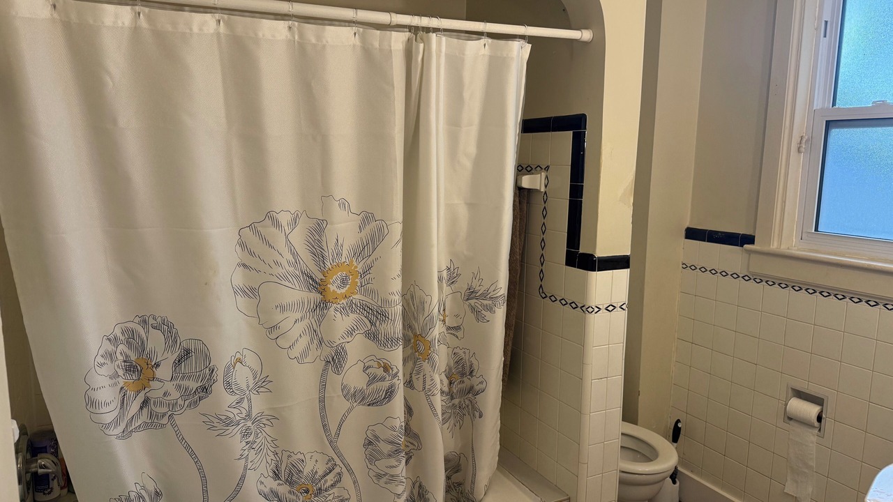Photo of Bathroom in Chatham-Kent