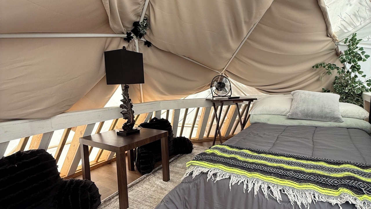 Photo of Bedroom in Cardinal Hills Estates