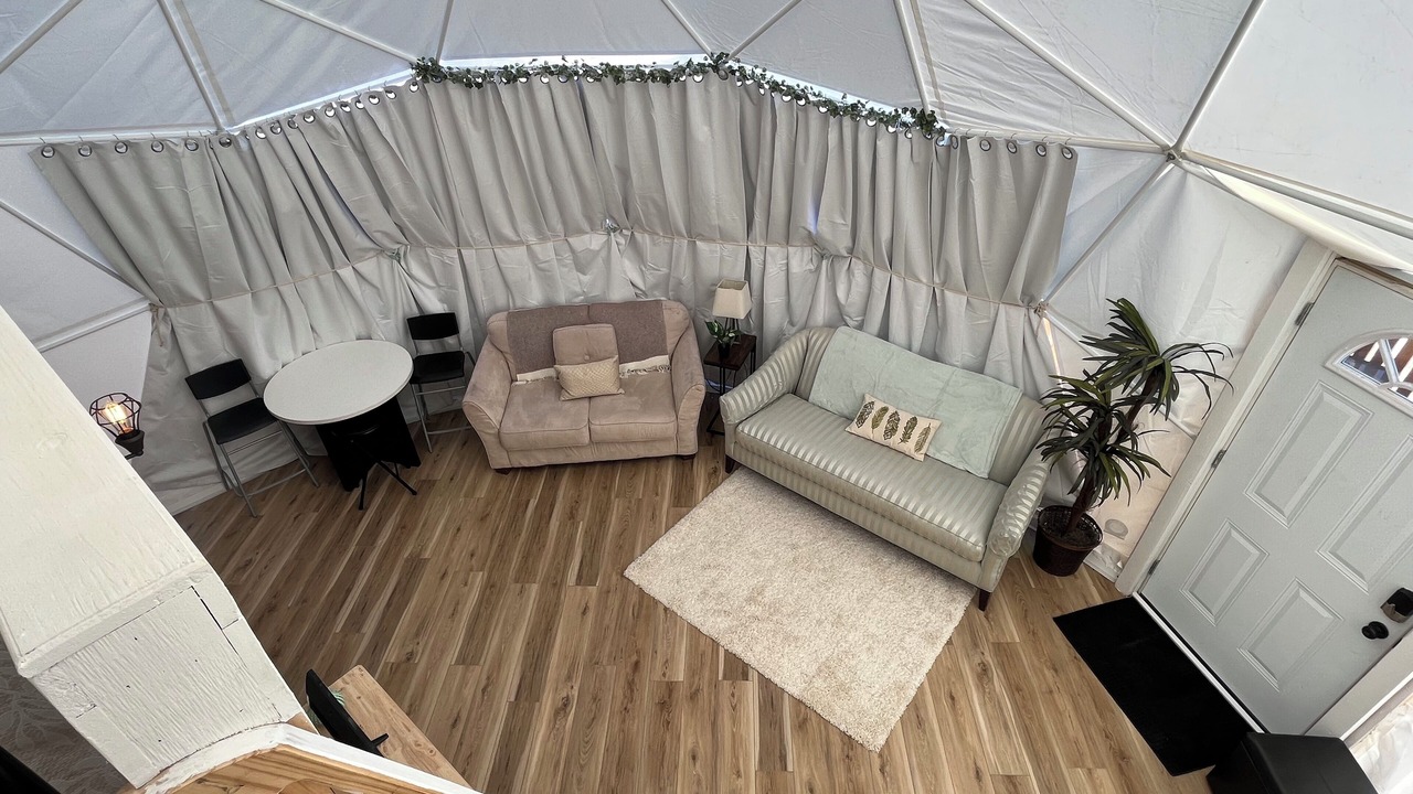 Photo of Livingroom in Cardinal Hills Estates