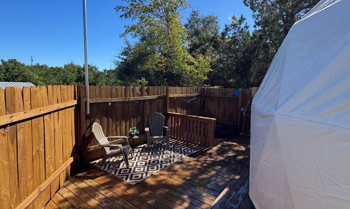 Photo of Patio Balcony in Cardinal Hills Estates