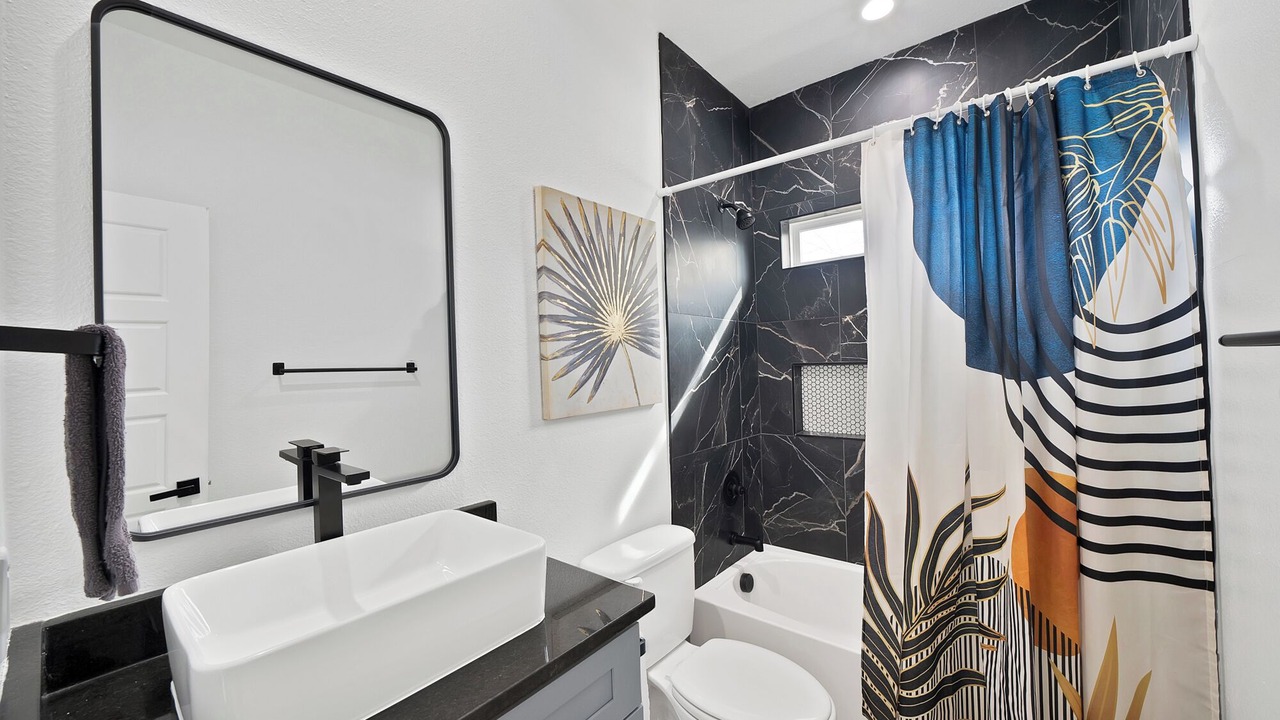 Photo of Bathroom in South Dallas - Fair Park