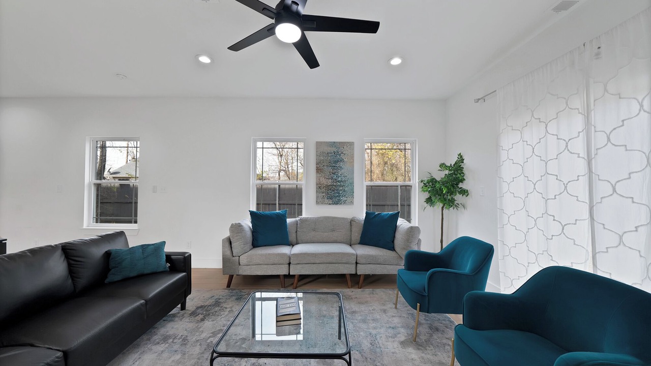 Photo of Livingroom in South Dallas - Fair Park