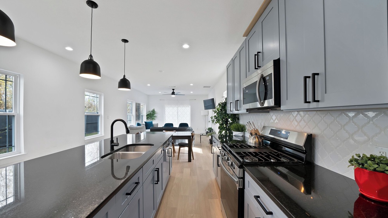 Photo of Kitchen in South Dallas - Fair Park
