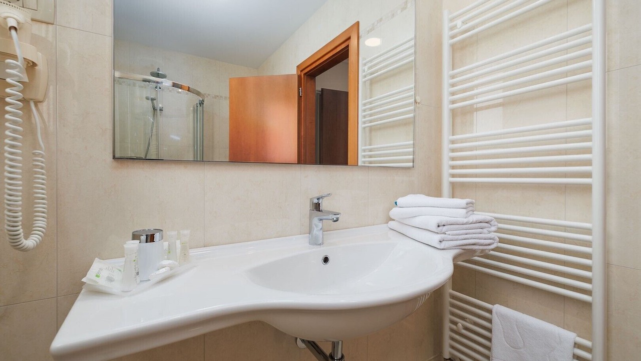 Photo of Bathroom in Vantacici