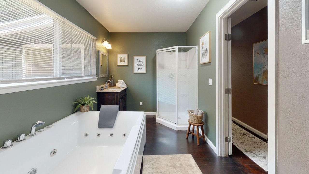 Photo of Bathroom in Auburn
