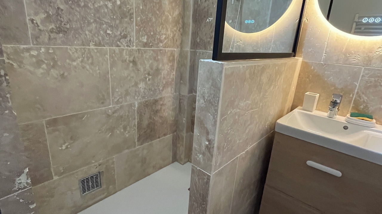 Photo of Bathroom in Le Home
