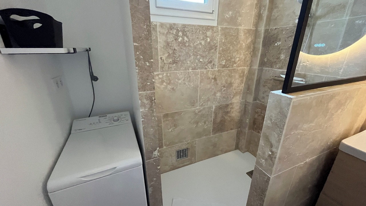 Photo of Bathroom in Le Home