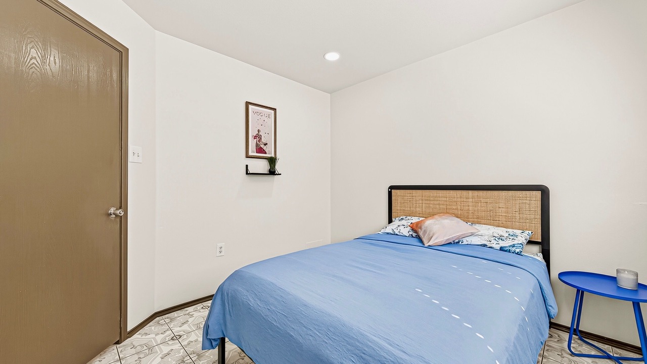 Photo of Bedroom in Clodine