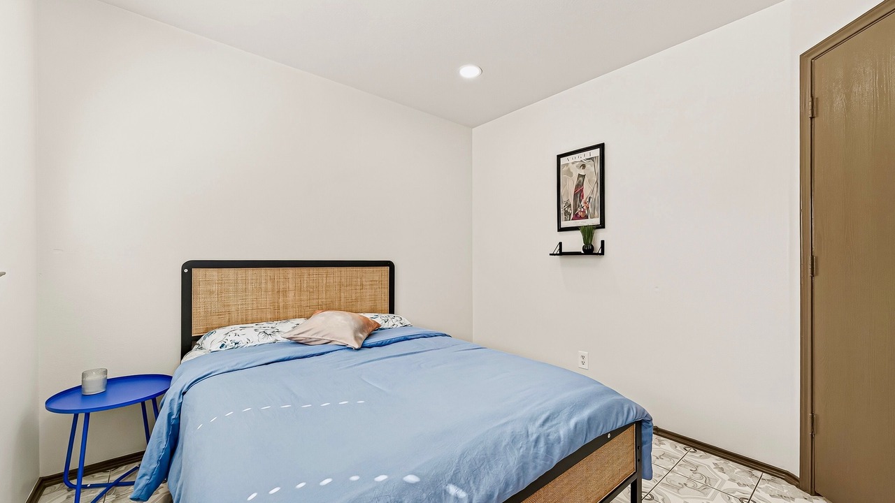 Photo of Bedroom in Clodine