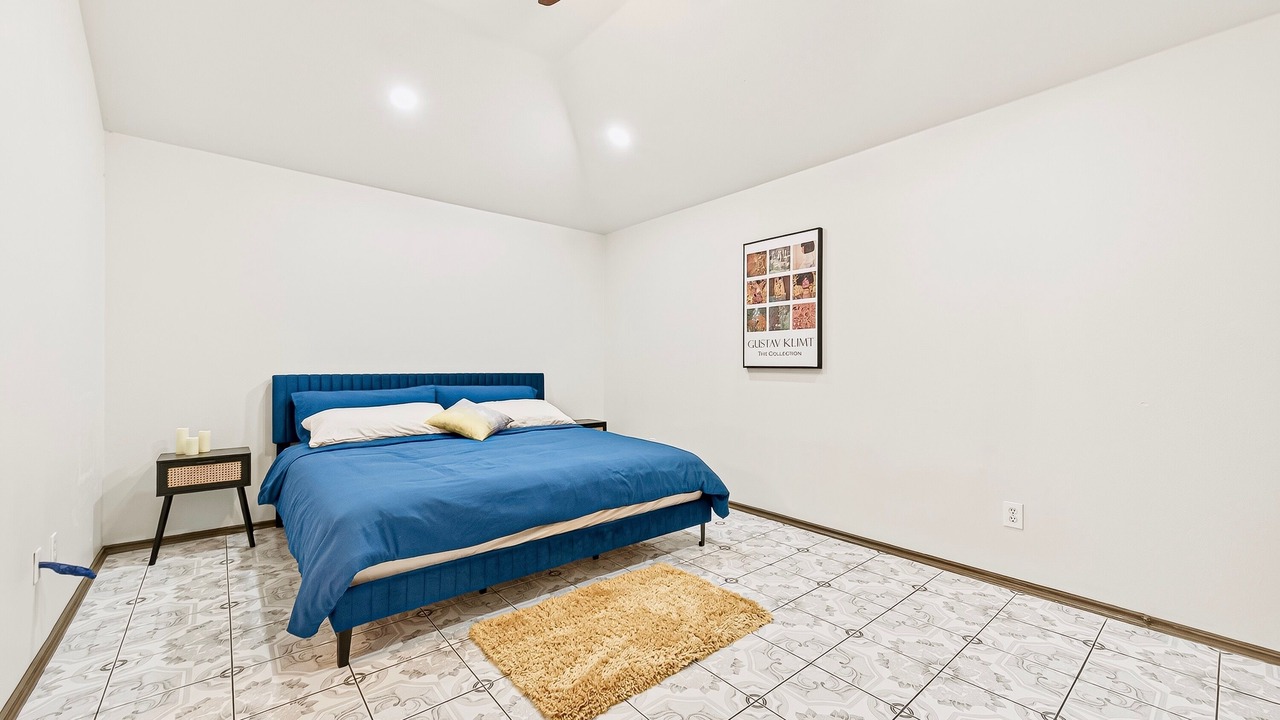 Photo of Bedroom in Clodine