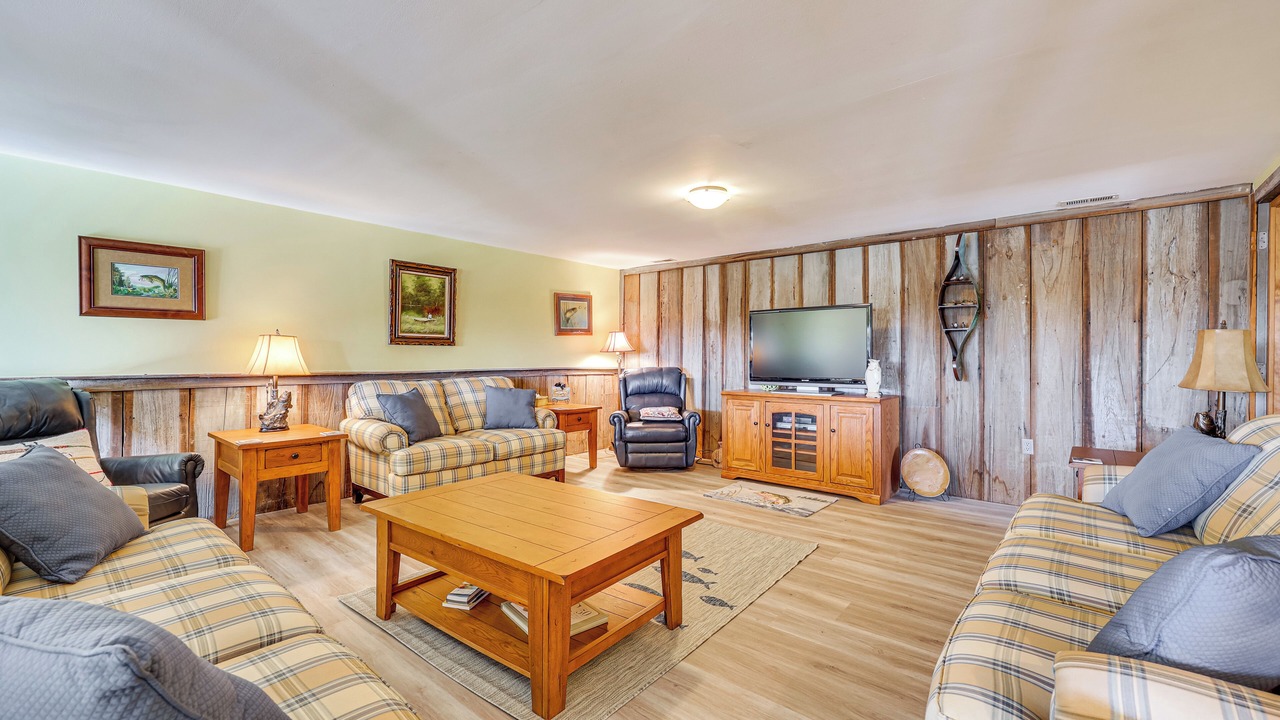Photo of Livingroom in Beaver Creek
