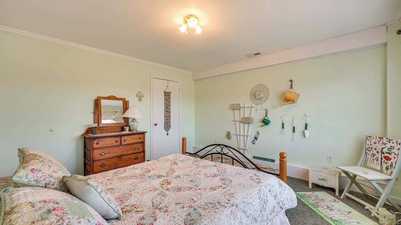 Photo of Bedroom in Beaver Creek