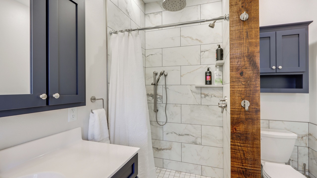 Photo of Bathroom in Eureka Springs