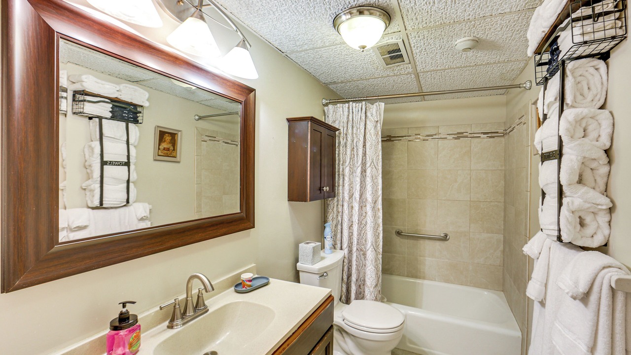 Photo of Bathroom in Elizabeth