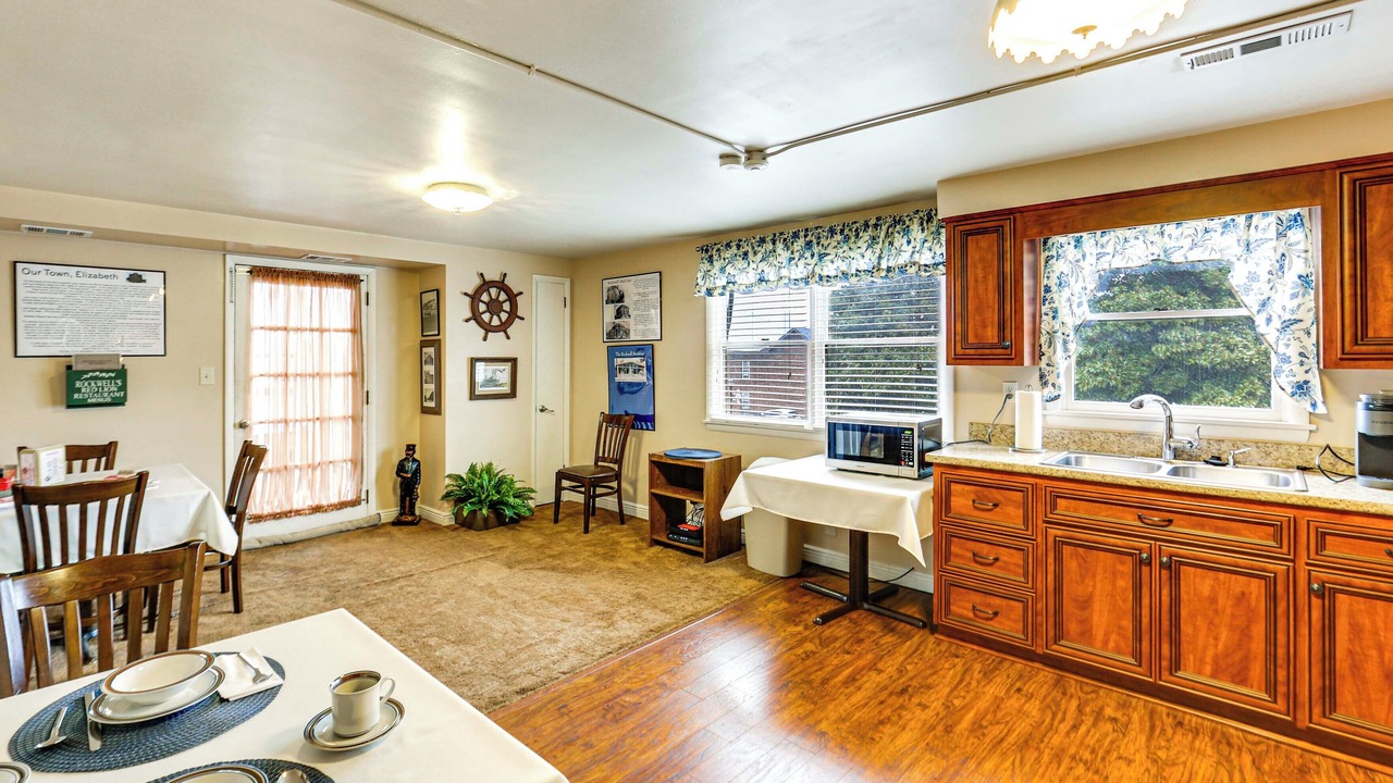 Photo of Kitchen in Elizabeth