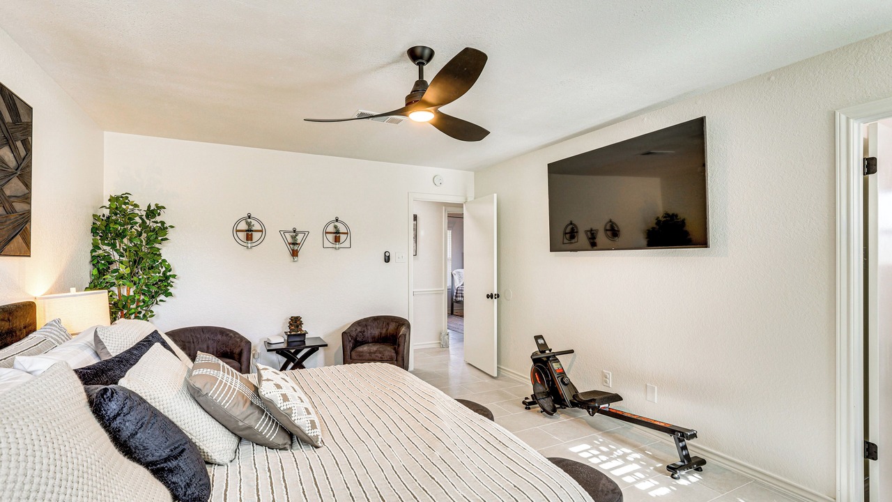 Photo of Bedroom in Wake Village