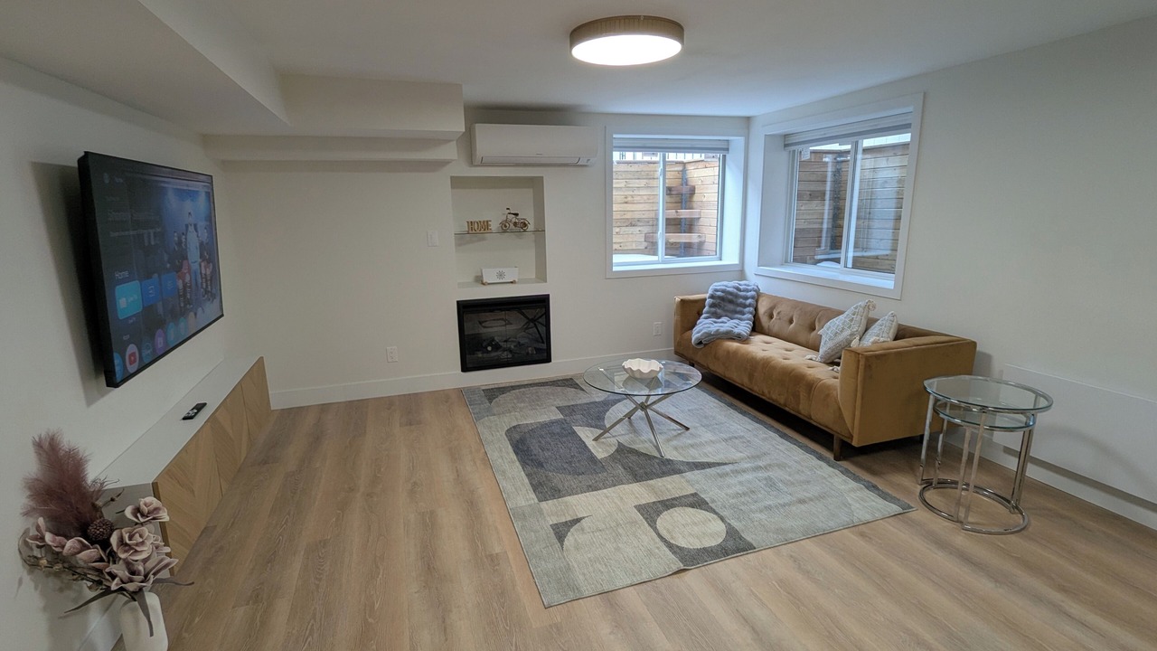 Photo of Livingroom in Ottawa Division