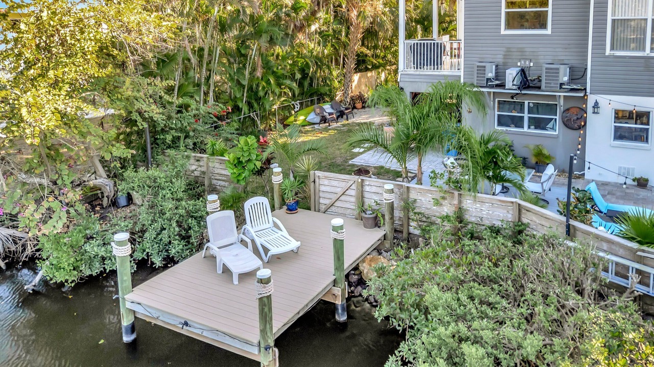 Photo of Others in Palmetto