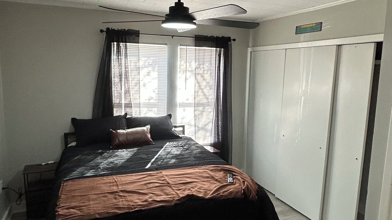Photo of Bedroom in Reddell