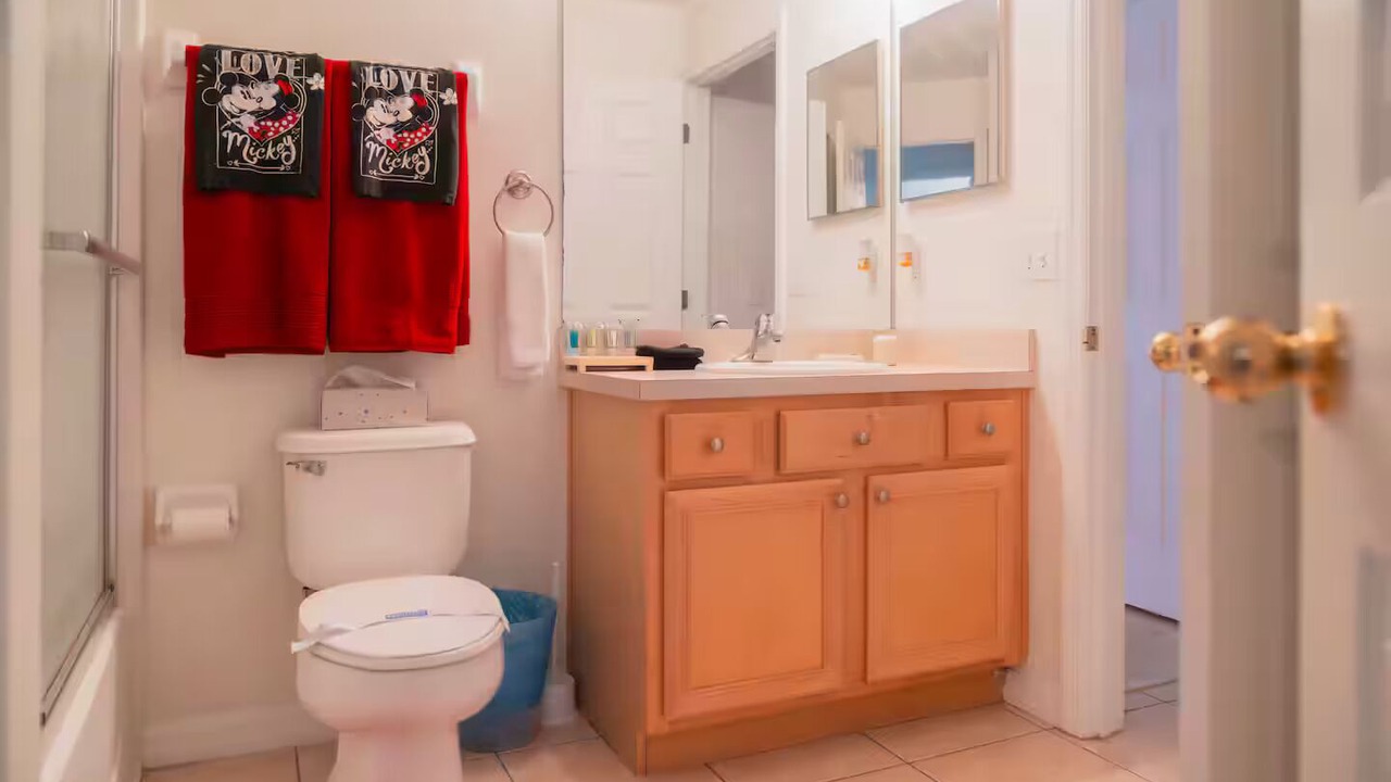 Photo of Bathroom in Lake Berkley