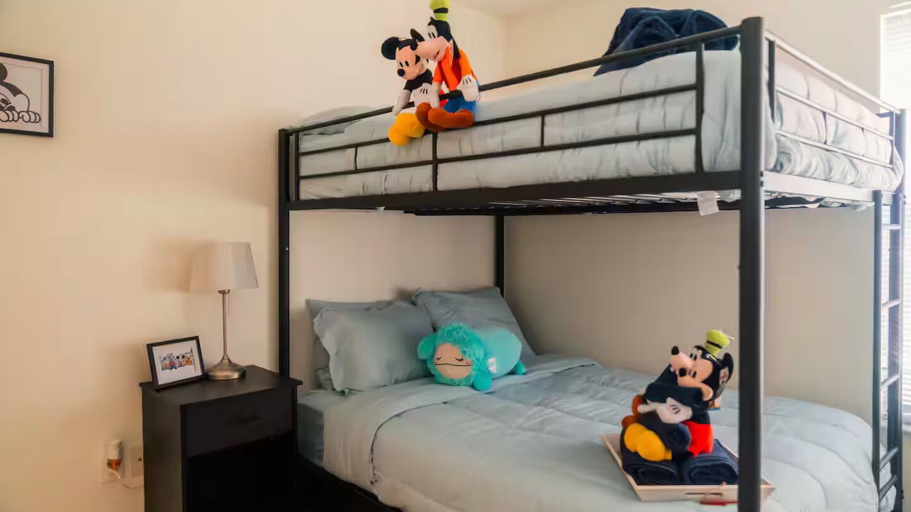 Photo of Bedroom in Lake Berkley
