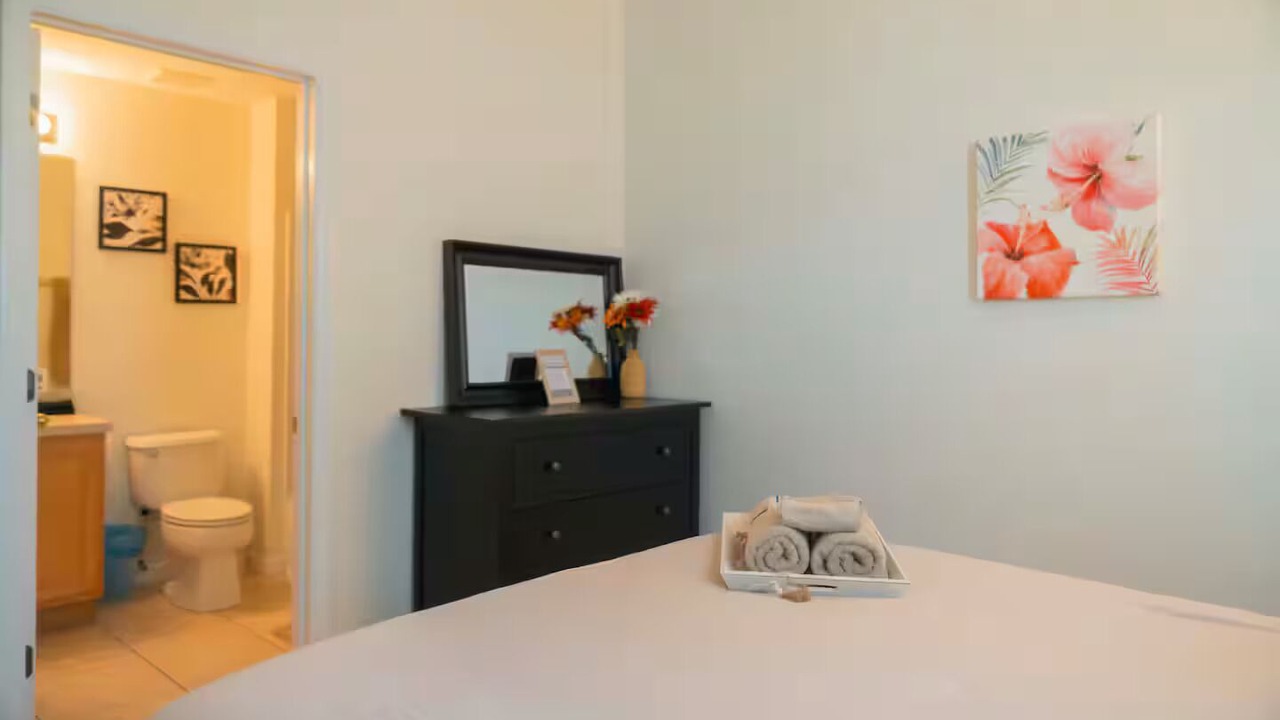 Photo of Bedroom in Lake Berkley