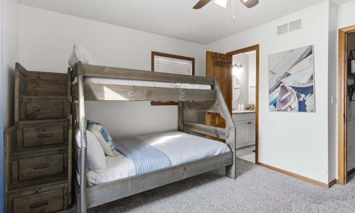 Photo of Bedroom in Gravois Mills